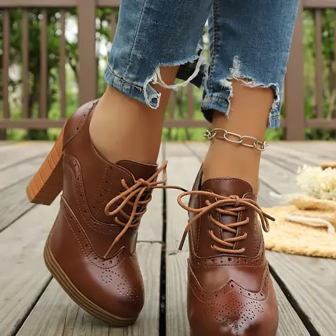 Vintage Patchwork Brogue Embossed Leather Shoes, Women's Closed Toe, Thick Sole, High Heel, Oxford Shoes, Business Office Shoes, Business Style Footwear, Office & Formal Wear, All Seasons