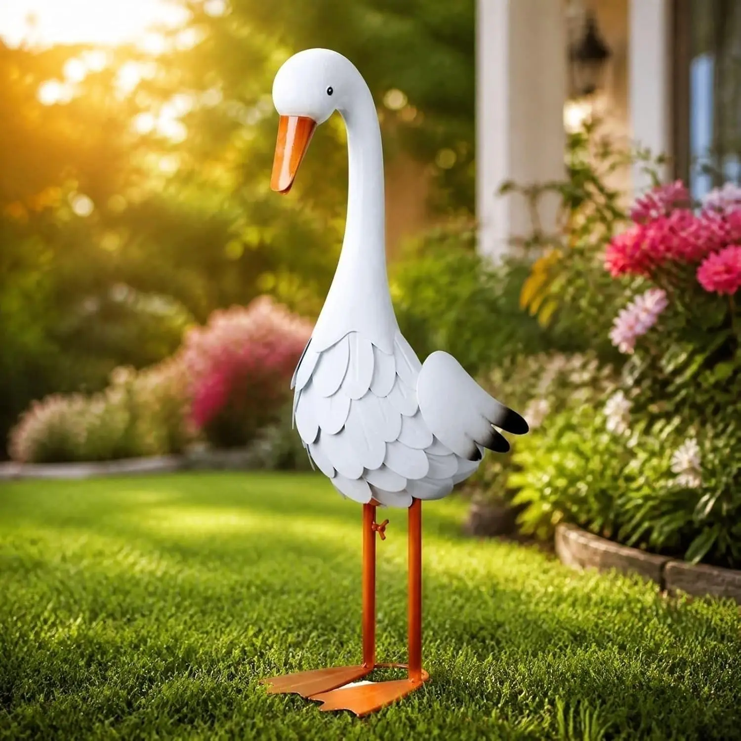 Large Porch Goose Statue, Realistic Metal Goose Outdoor Lawn and Garden Statue, 18/24 Inch Tall Goose Figurine for Patio, Balcony Or Front Porch Decor, Resin Garden Lawn Yard Decor, Sculpture, Versatile Garden Ornament, Garden Sculptures and Decor