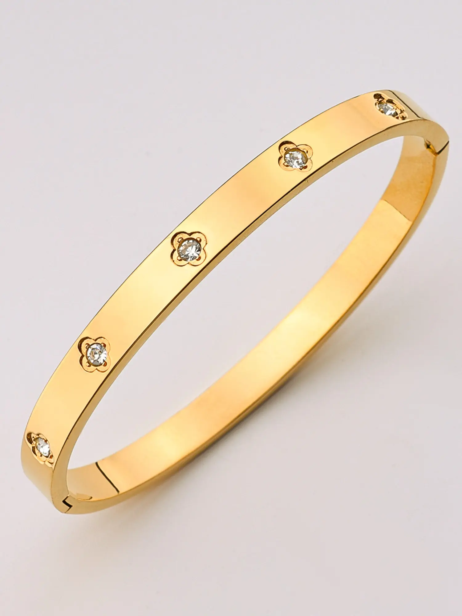Fashionable Minimalist Rhinestone Clover Bracelet, Versatile Titanium Steel Trendy Jewelry, Open Clasp Bracelet for All Seasons