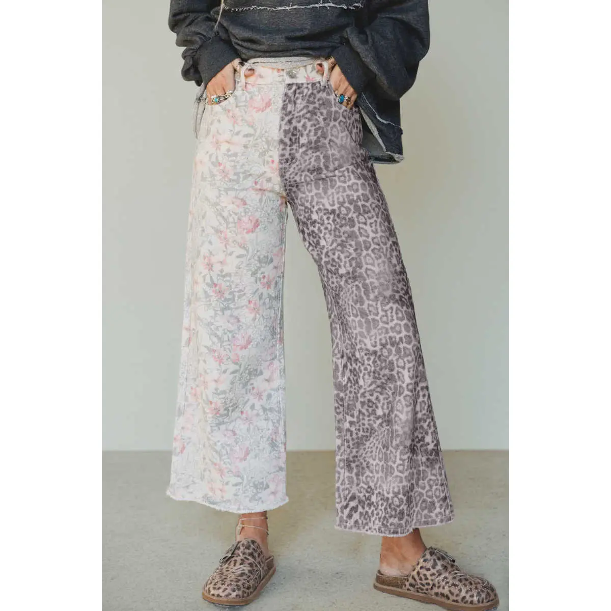 Women's High Waist Loose Casual Jeans Pants - Retro Floral Leopard Patchwork Print, Raw Hem Edge, Button Zip Fly, Streetwear Trouser, All-Season Bottoms