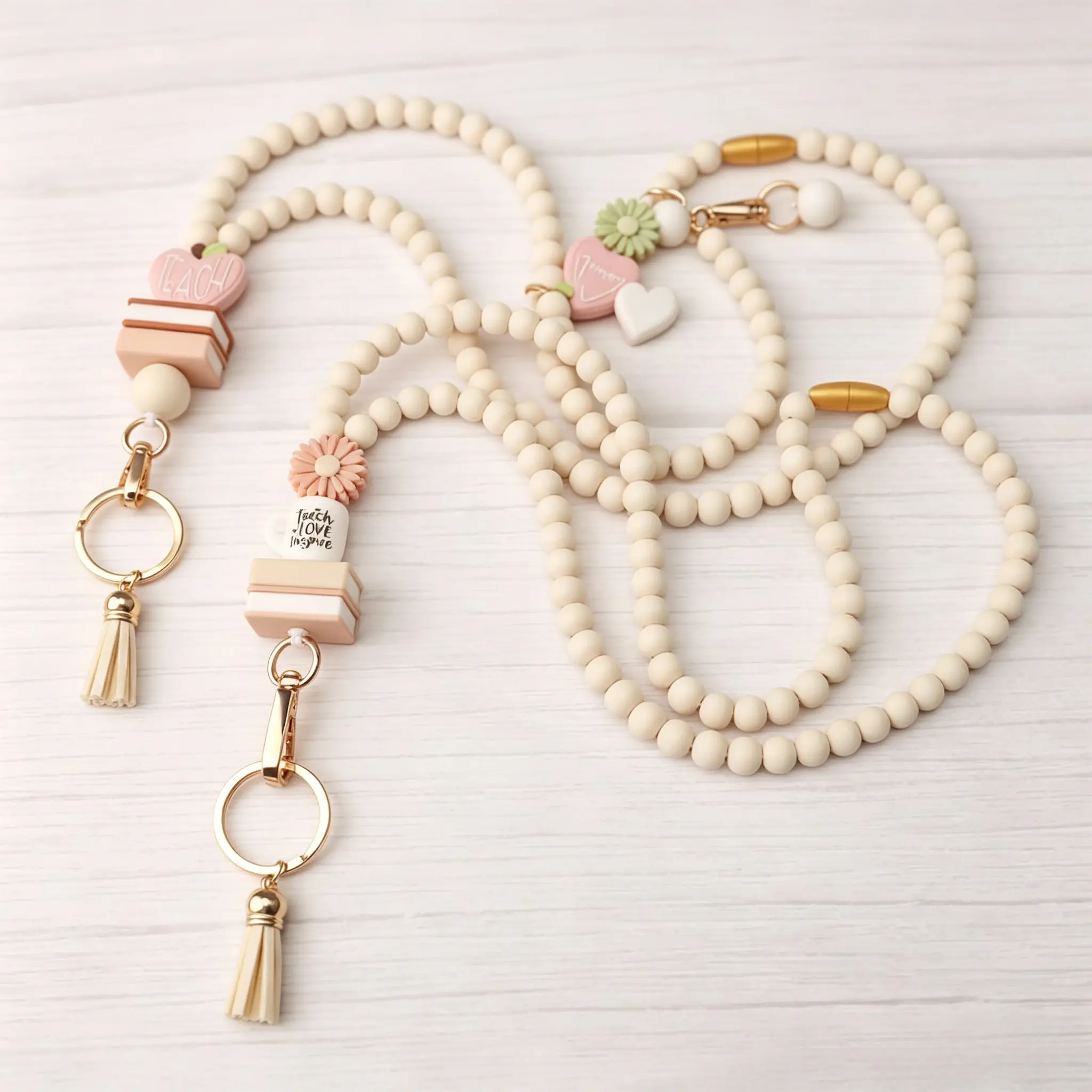 Wooden Bead Lanyard Necklace with Hearts & Tassel, Modern Unisex ID Badge Holder with Silicone Accent, Lightweight Adjustable Keychain for Office, Casual Wear, Cute