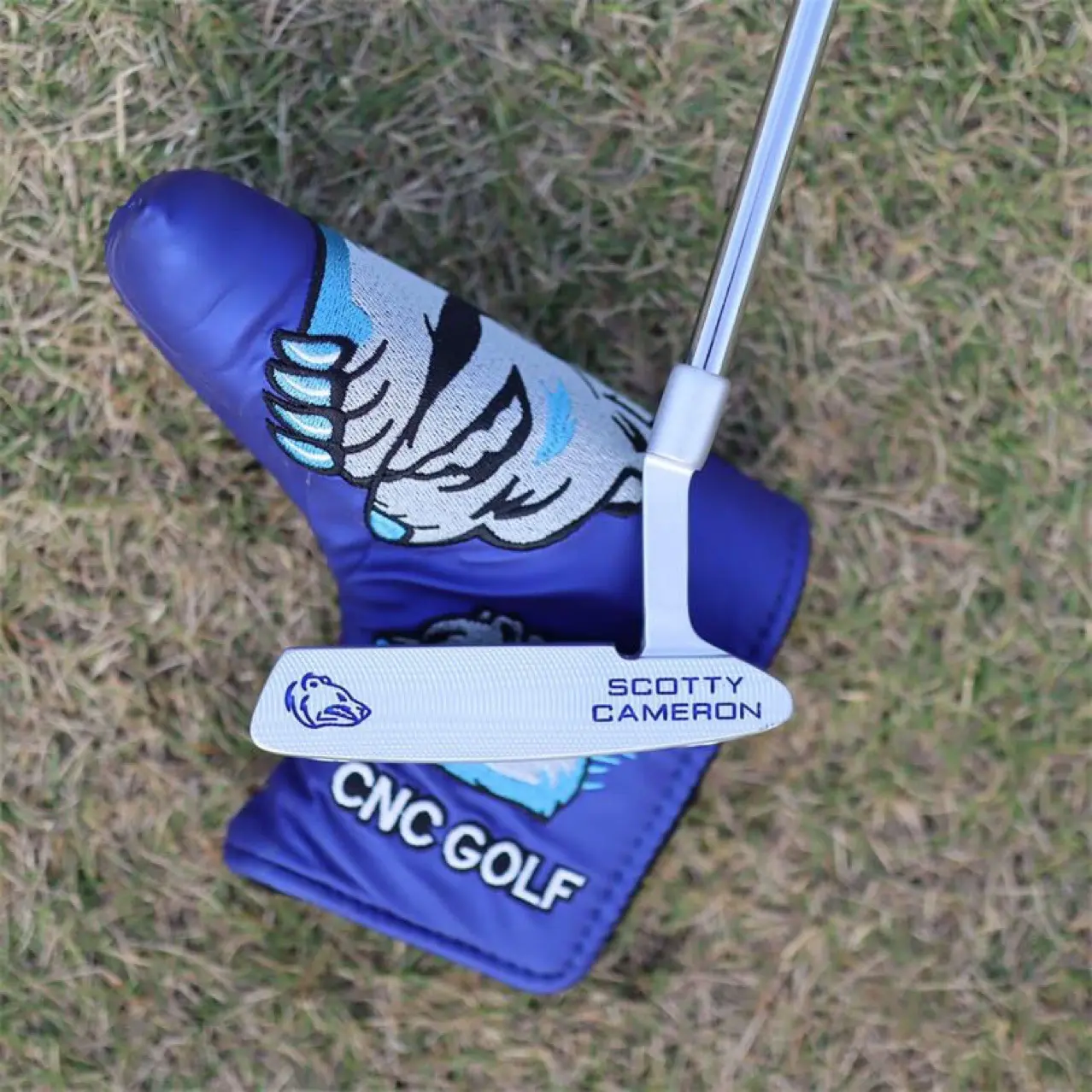 2026 Golf putter, straight blade type, with cover, straight push, stainless steel, integrated balance
