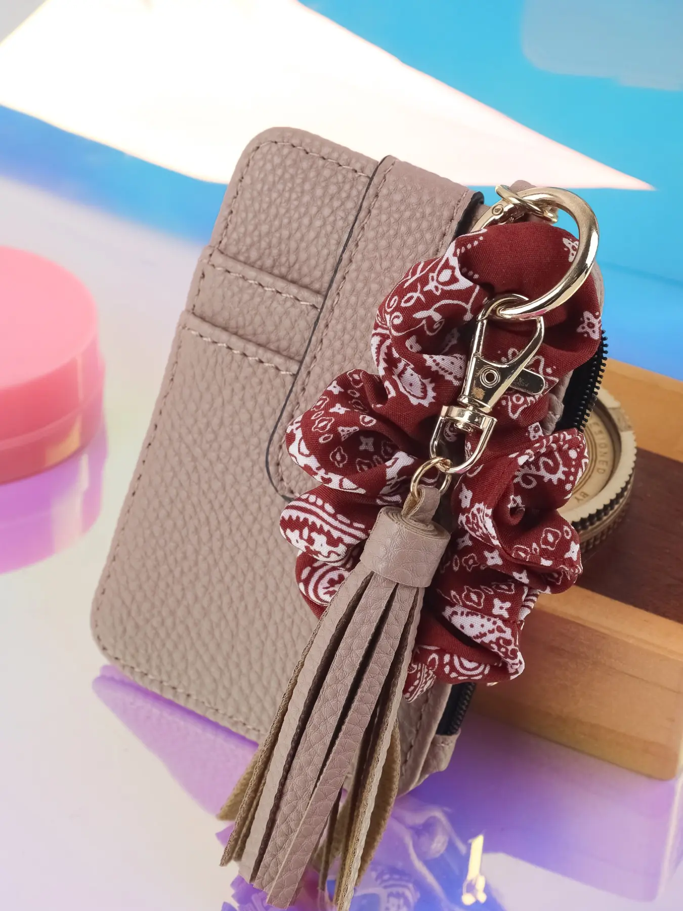 Bandana Print Scrunchie Wristlet Card Holder, Tassel Zipper Mini Wallet, Multi-Slots ID Card Case Keychain, Portable Women Coin Purse