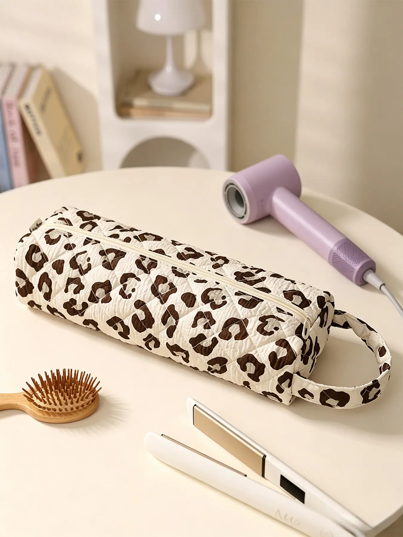 Multi-size and multi-style quilted hair dryer storage bag, hair wand storage bag, travel portable hairdressing tool kit, travel case, travel carrying organizer bag, suitable for curling tools (curling irons, hair dryers), hair clips, straightening irons
