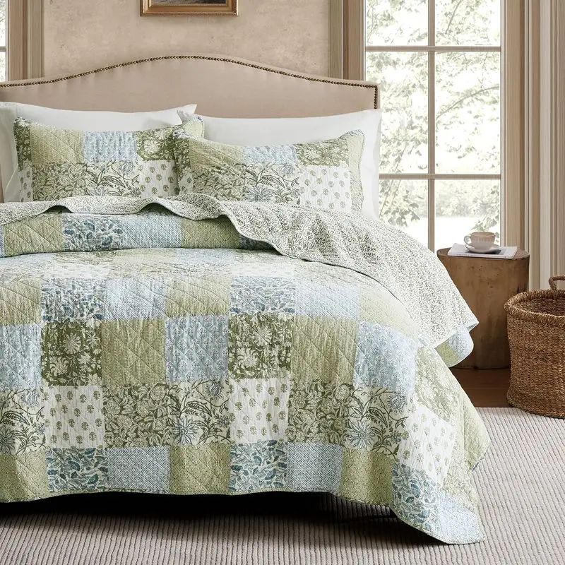 Sage Green Floral Patchwork Quilt Set Queen Size, Cottagecore Farmhouse Bedspread with Pillow Shams, Vintage Botanical Reversible Coverlet, Lightweight Soft Bedding for Cozy Bedroom Decor