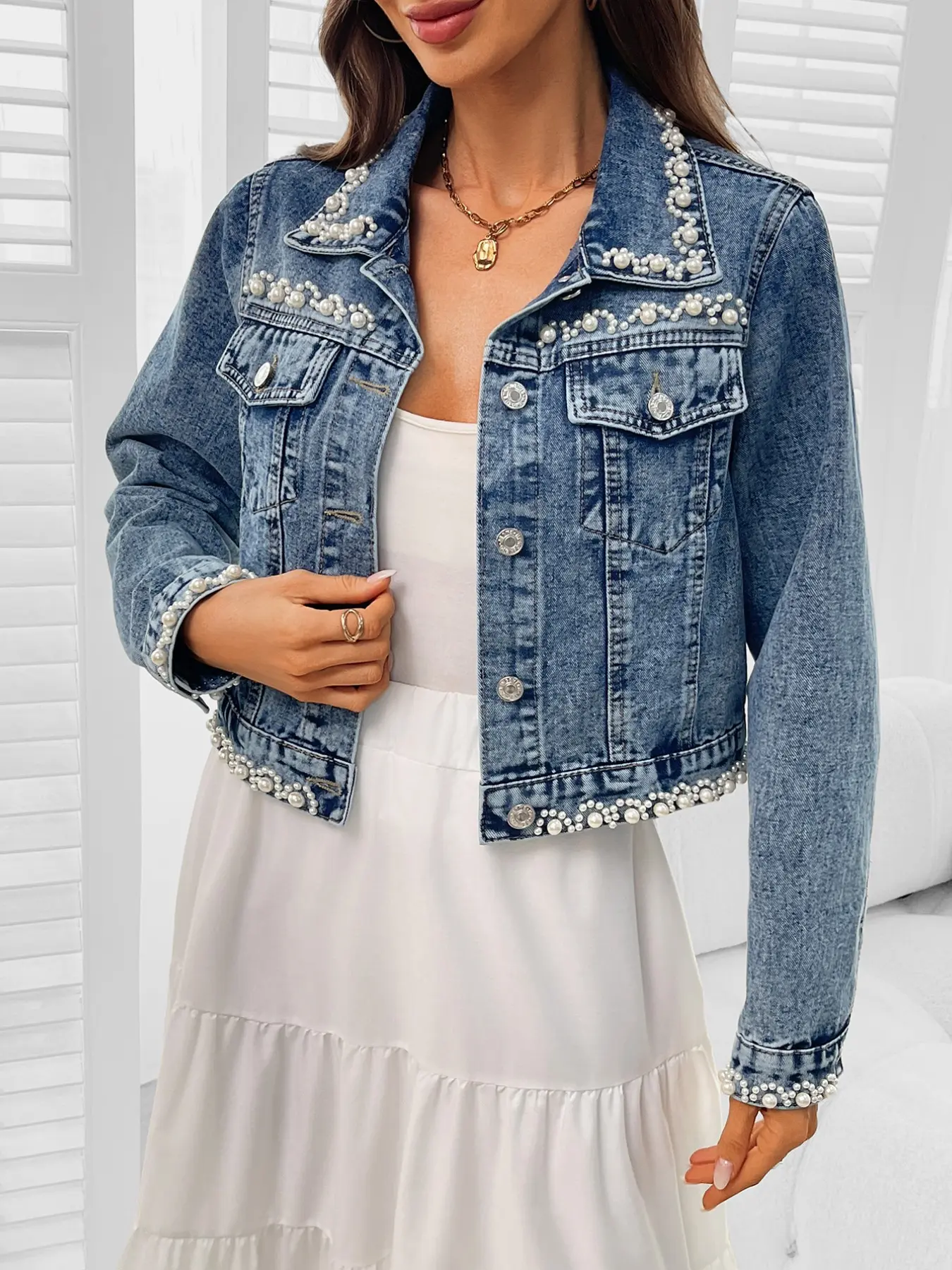 Women's Pearl Decorated Short Denim Jacket, Long Sleeve Single Button Denim Coat, Elegant Chic Casual Outerwear for Spring & Fall