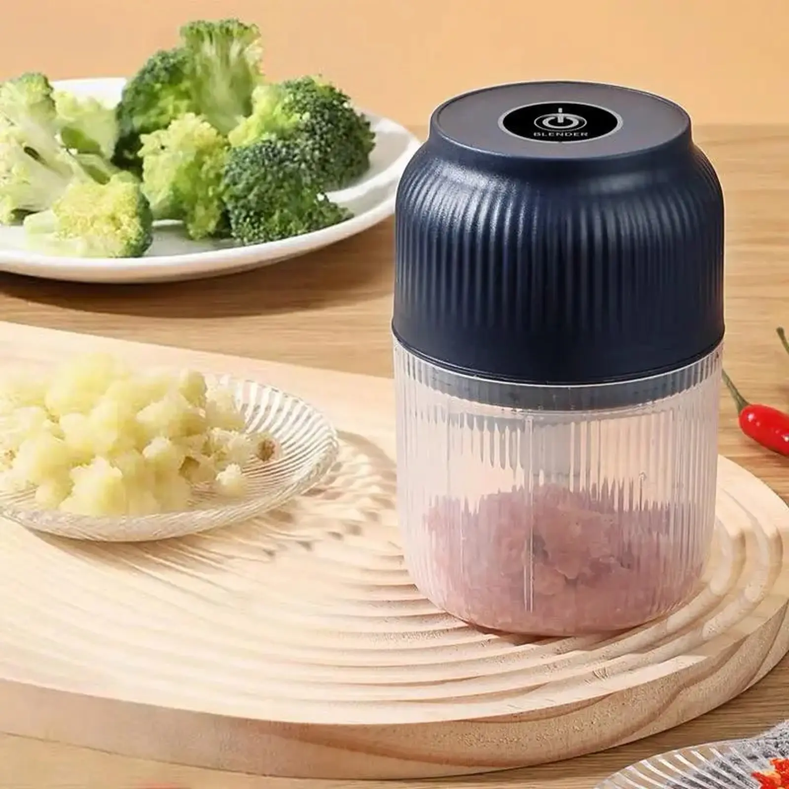 USB‑Rechargeable Electric Garlic Chopper with Sharp Blades, Portable Veggie Chopper, Food‑Grade Capacity Cordless Food Processor for Ginger Chili Fruit Meat Spices Beans
