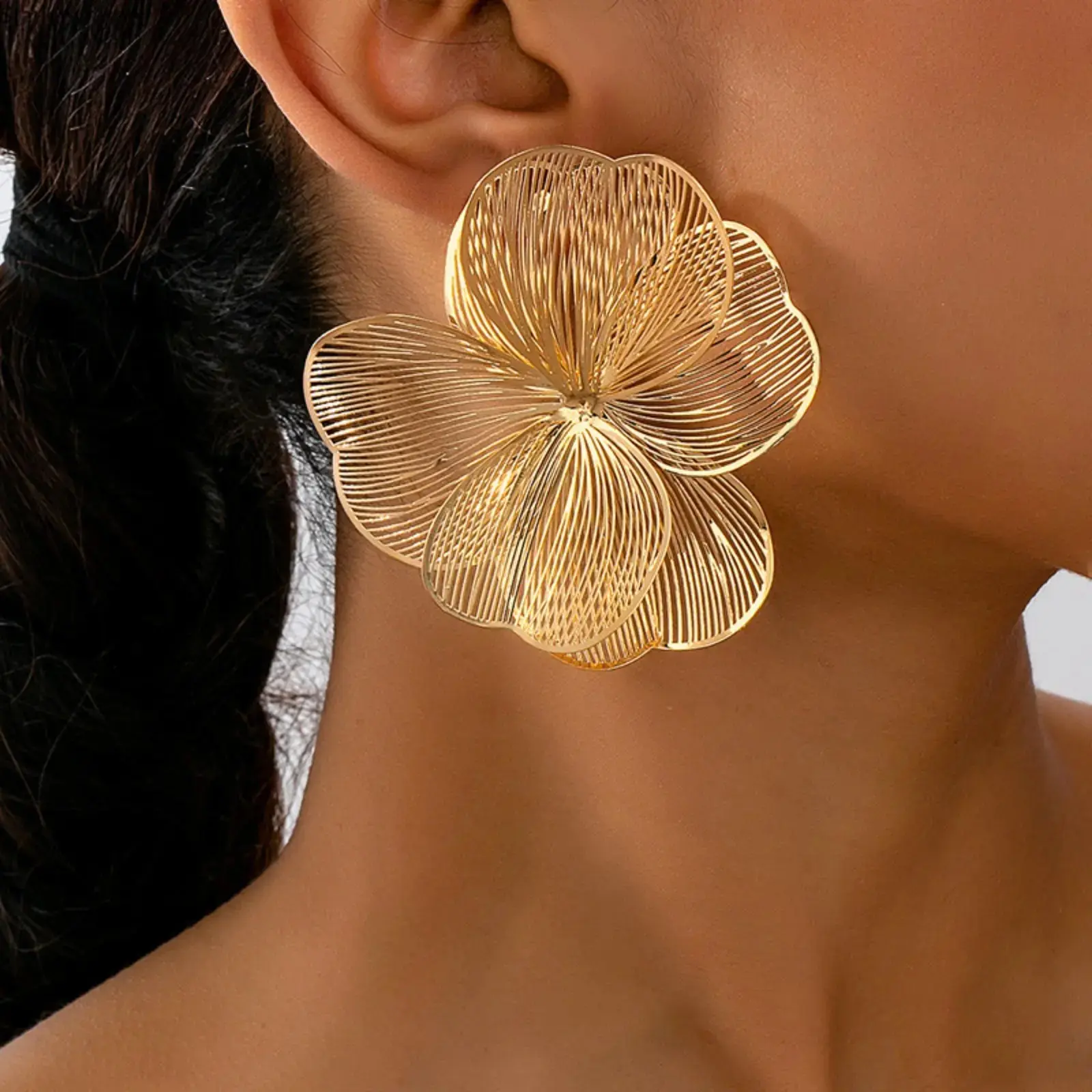 Oversized Flower Petal Earrings for Women, Trendy Floral Statement Earrings with Aesthetic Spring Design, Lightweight Fashion Stud Earrings for Daily Wear, Party, Vacation Outfits and Special Occasions campingessentials