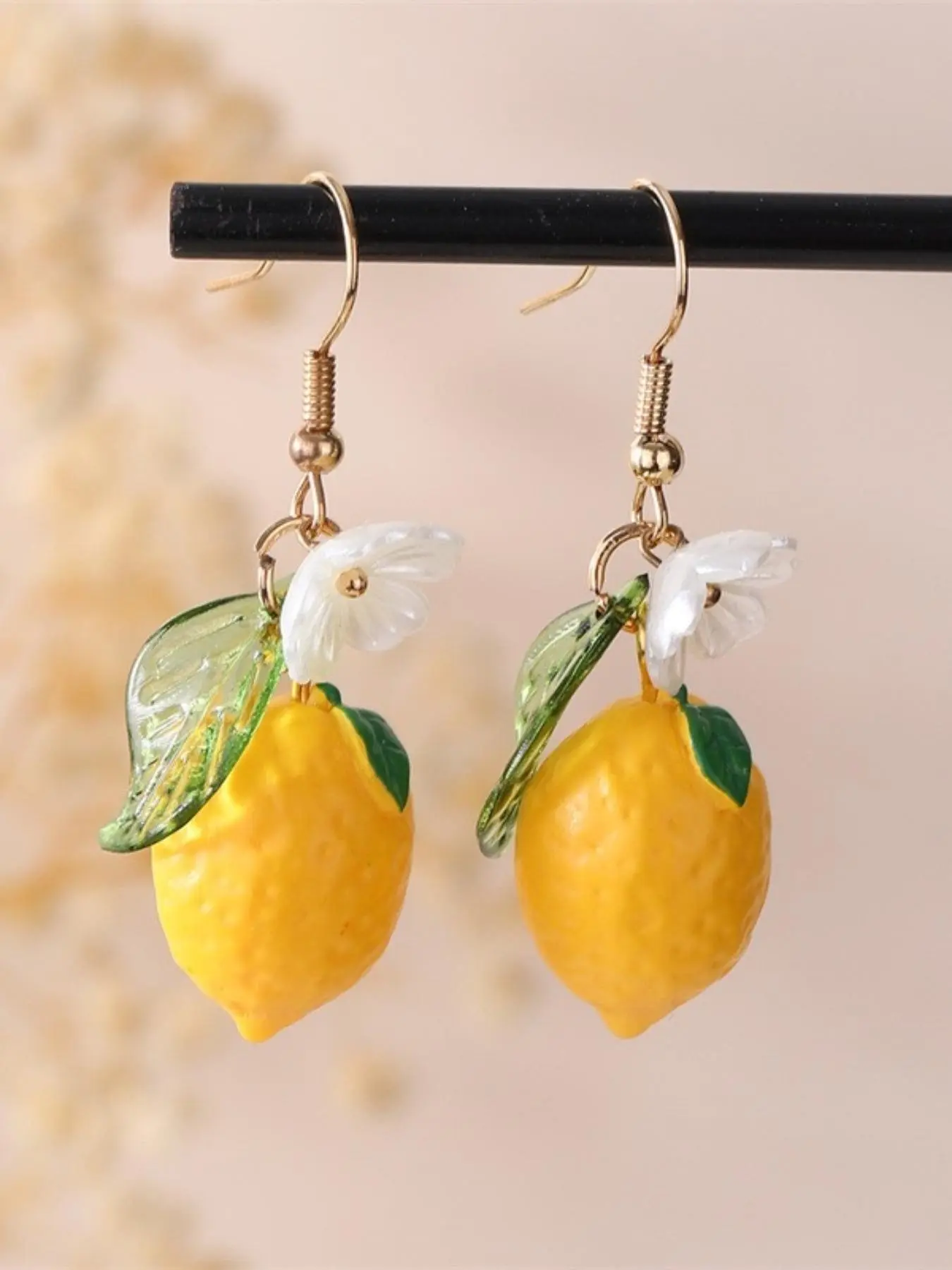 8 pairs of three-dimensional fruit earrings, such as lemon and strawberry flower earrings, Summer Jewelry, summer beach look, colorful and creative earrings for parties, festivals, birthdays, and daily gatherings