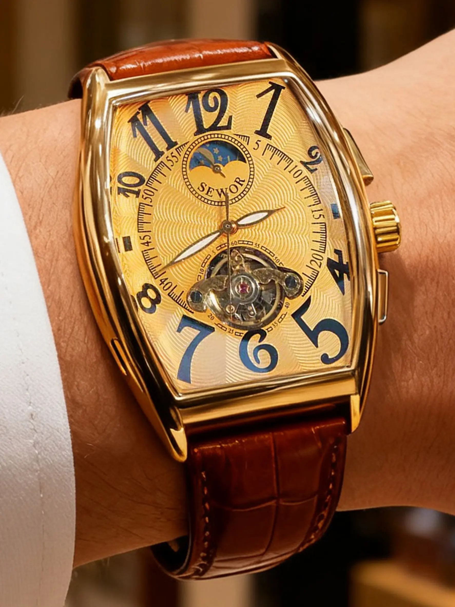 Men's Mechanical Watch, Funky Barrel-Shaped Hollow Design, Self-Winding Movement, Unique Timepiece for Stylish Men, Automatic Wristwatch