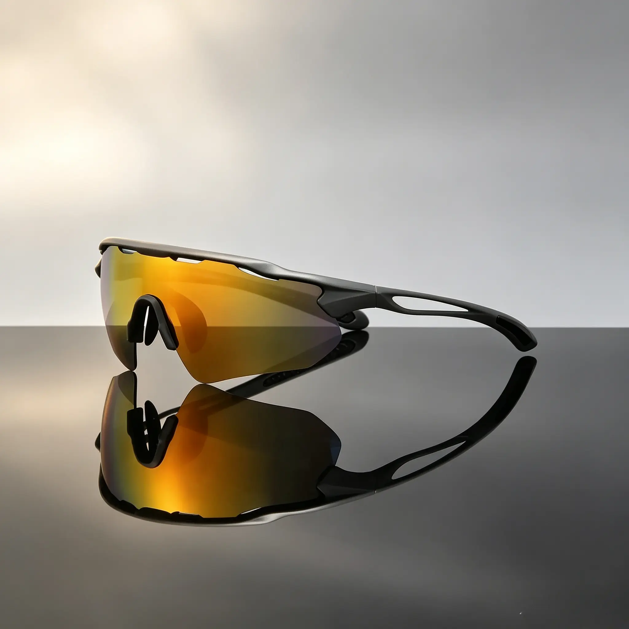 Unisex Sport Sunglasses, Lightweight Hollow-Out Cycling Glasses with UV400 Anti-Fog Lens, Wind Resistant Outdoor Eyewear for Driving & Hiking