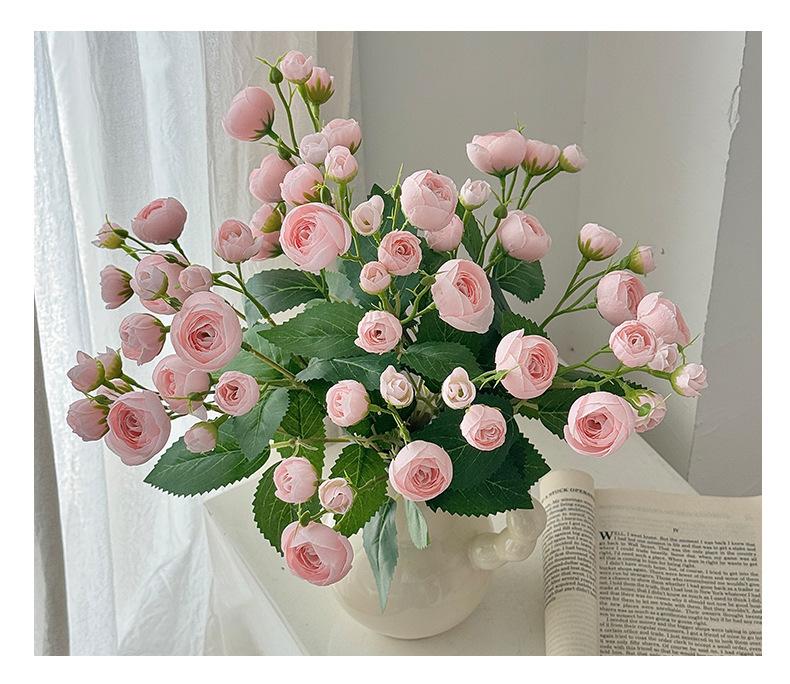 Aesthetic 12-Head Mini Camellia Tea Bud Bouquet |   Real-Touch Faux Silk Flowers for Home & Hotel Decor |   Elegant Wedding Hall Floral Props |   2026 Spring Flower Arrangement