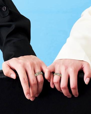 Checkered Spinner Ring for Adults, 18K Gold Plated Stainless Steel Rotating Band Jewelry, Black and White Pattern Unisex Ring