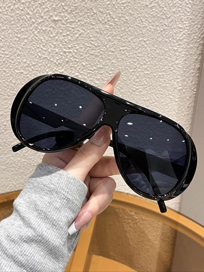 Unisex Classic Modern Trendy Styling Sunglasses, Retro Outdoor Sports Glasses, Fashionable Glasses for Men & Women for Everyday Use