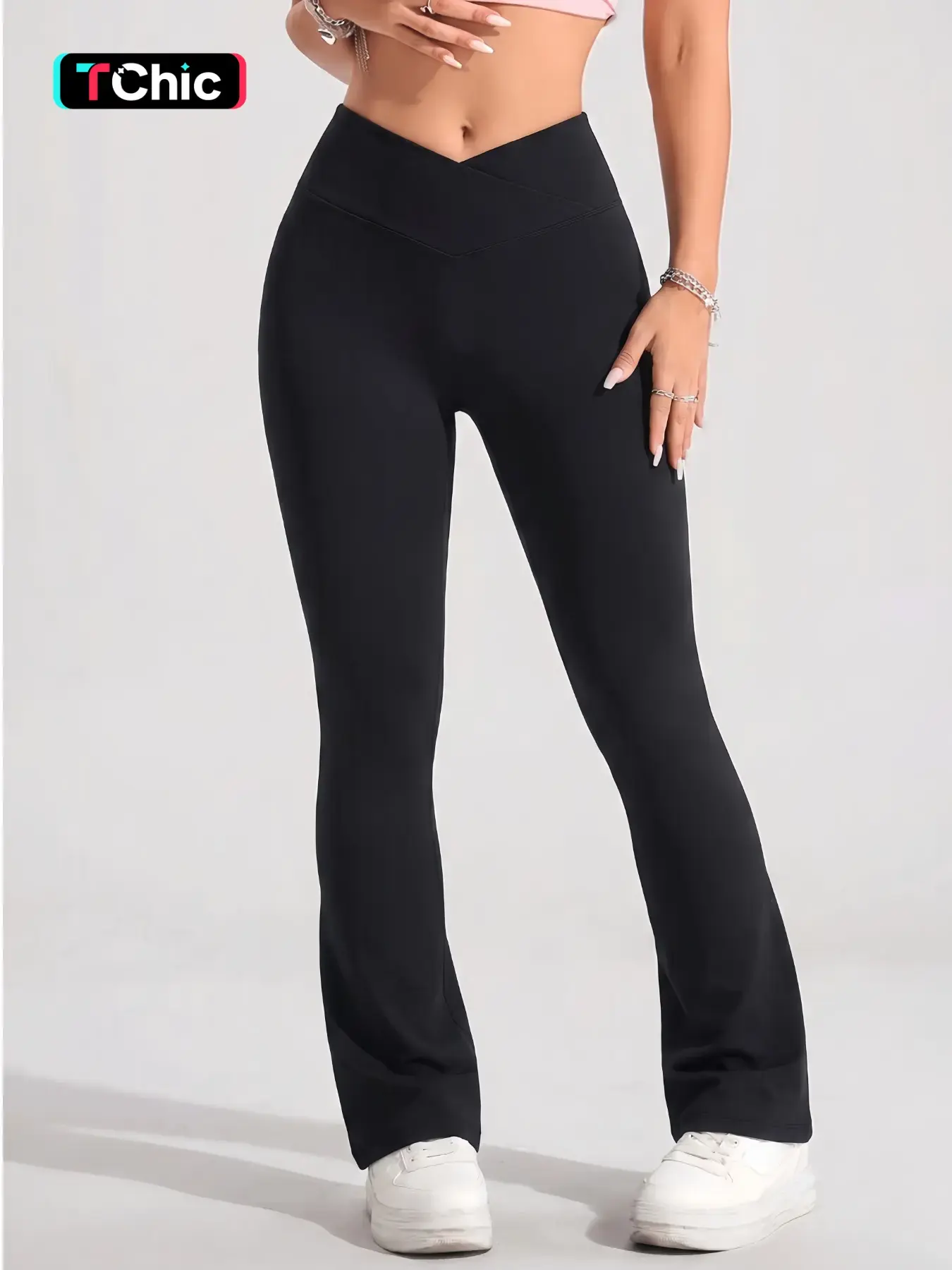 Sporty Tight-Fit Pants for Daily Wear, Comfortable and Form-Fitting Design, Ideal for Fitness and Everyday Activities