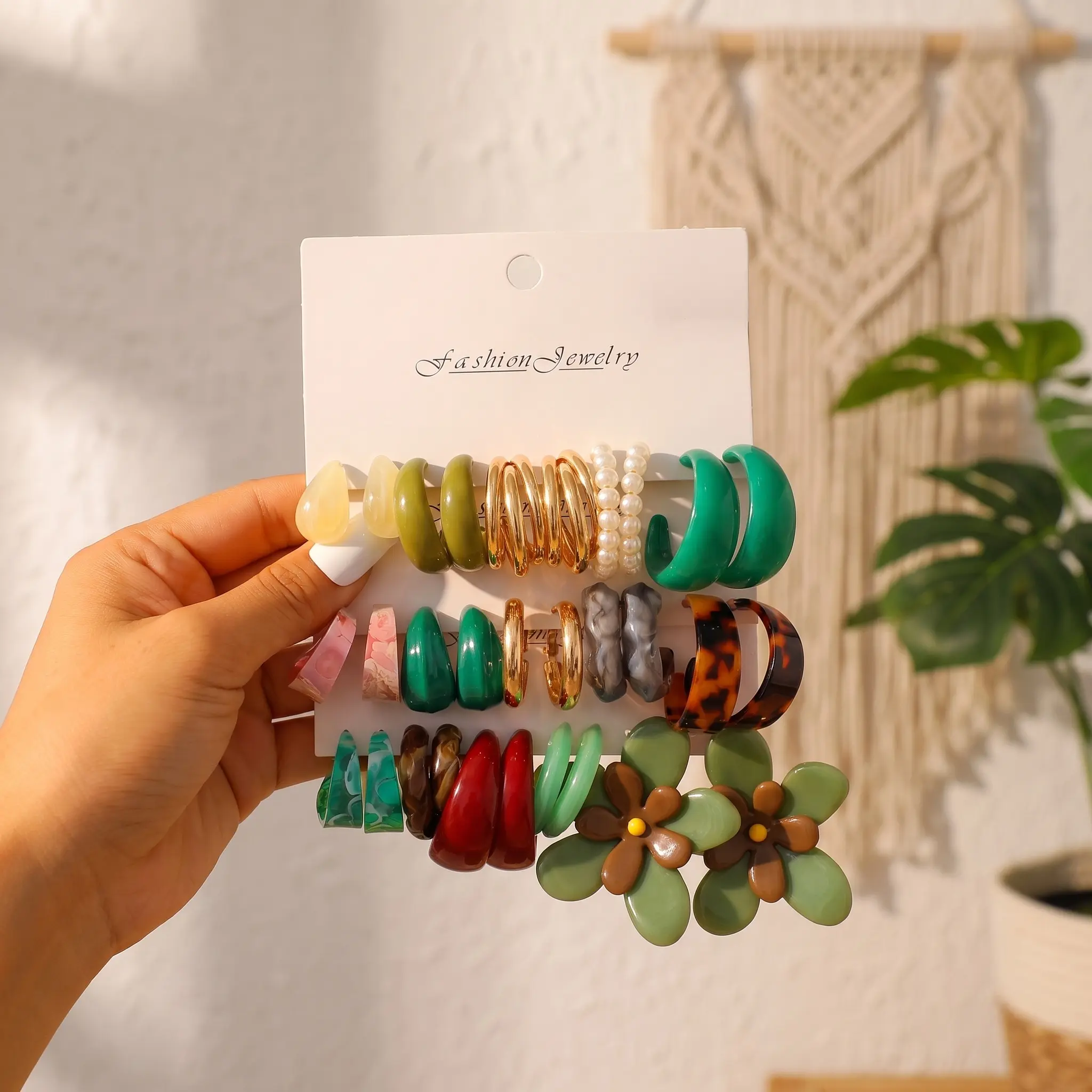 Boho C Shape Earrings Set 15 Pairs Unique Resin Flower Studs Vintage Style For Women Casual Daily Wear Bohemian Jewelry Gift Idea