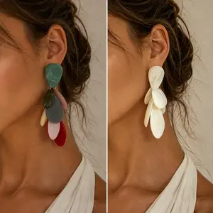 Main Character Energy Resin Petal Dangle Earrings Effortless Glamour Acrylic Pebble Drop Statement Jewelry Y2K Viral Vacation Ear Accessory for Women Daily Wear Party