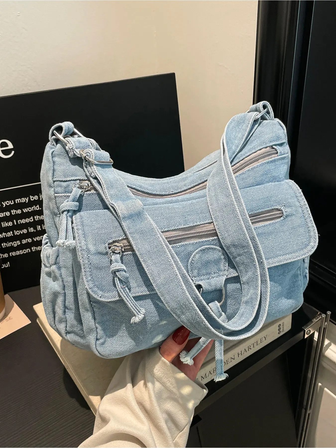 Retro Workwear-Style Denim Crossbody Bag for Women Distressed Washed Finish with Multiple Pockets Versatile Fashionable Messenger Bag for Commuting Perfect School Bag for Students