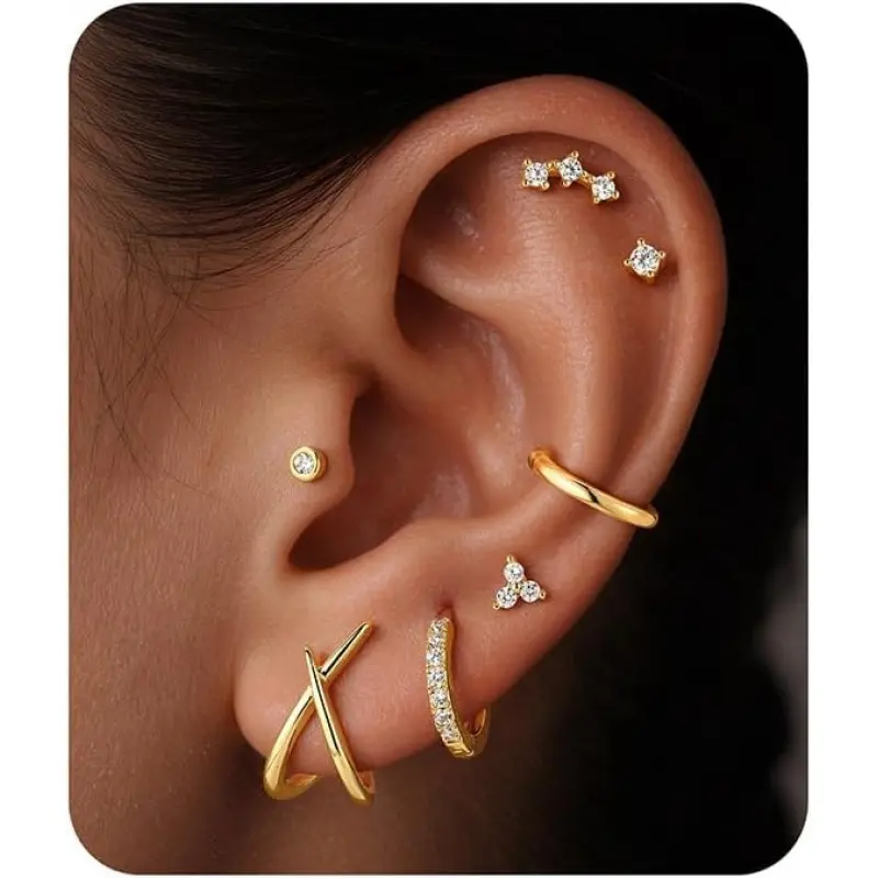 7 Pairs Golden Tone Earrings for Women, Golden Tone Plated Stud And Hoop Cartilage Earring Sets Lightweight Helix Lobe Tragus Conch Earrings for Daily Party Travel Birthday Gift