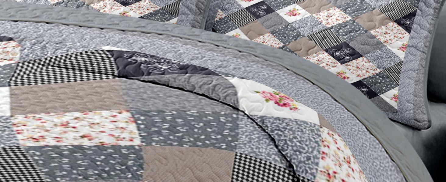 Patchwork Set Queen Size, Floral Rustic 3 Pcs Soft Bed Cover Bedding Set, Boho Flowers Lightweight Bedspread Coverlet with 2 Pillow Shams for All Season