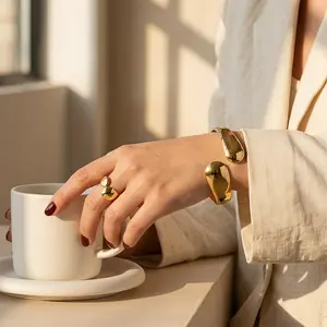 2-Piece Polished Curved Geometric Teardrop Ring and Interlocking Cuff Bangle Set for Women, Adjustable Open Design Matching Jewelry Set, Elegant Minimalist Accessories Ideal for Daily Wear, Office, Parties and Holiday Gifting
