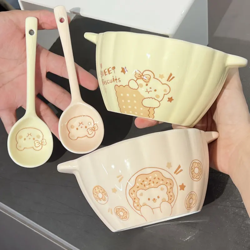 2 Sets Cute Pumpkin Shaped Ceramic Soup Bowls with Spoon Salad Bowl Fruit Bowl Pasta Bowl Oven Microwave Safe Kitchen Dinnerware for Halloween Christmas