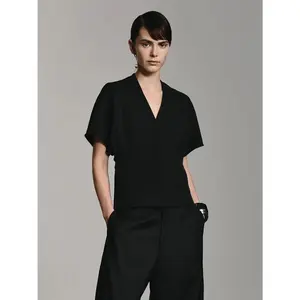 URBAN REVIVO V-Neck Kimono Sleeve Shirts