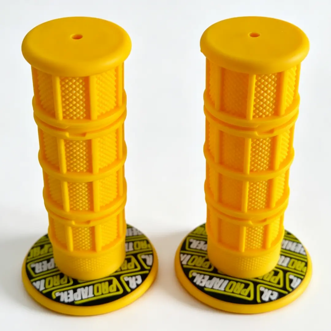 2PC 22mm 7/8" Universal Motorcycle Rubber Handlebar Grips Compatible with KLX SDG XR CRF 70cc 50cc PW 80 KLX110 SDG SSR YZF WRF KXF TTR RMZ Motocross Dirt Pit Bike Red Parts