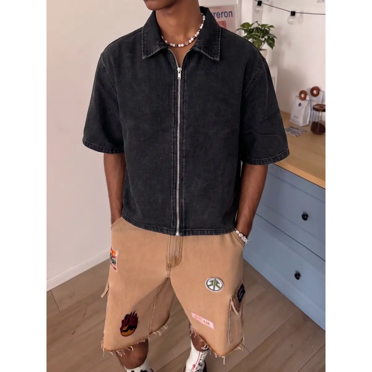 Men's Black Washed Denim Shirt Short Sleeve Casual Loose Fit Jean Shirt with Zip Front Closure, Vintage Streetwear Style Turn Down Collar Top, Retro Workwear Inspired Fashion Shirt for Summer Daily Wear and Hip Hop Outfits