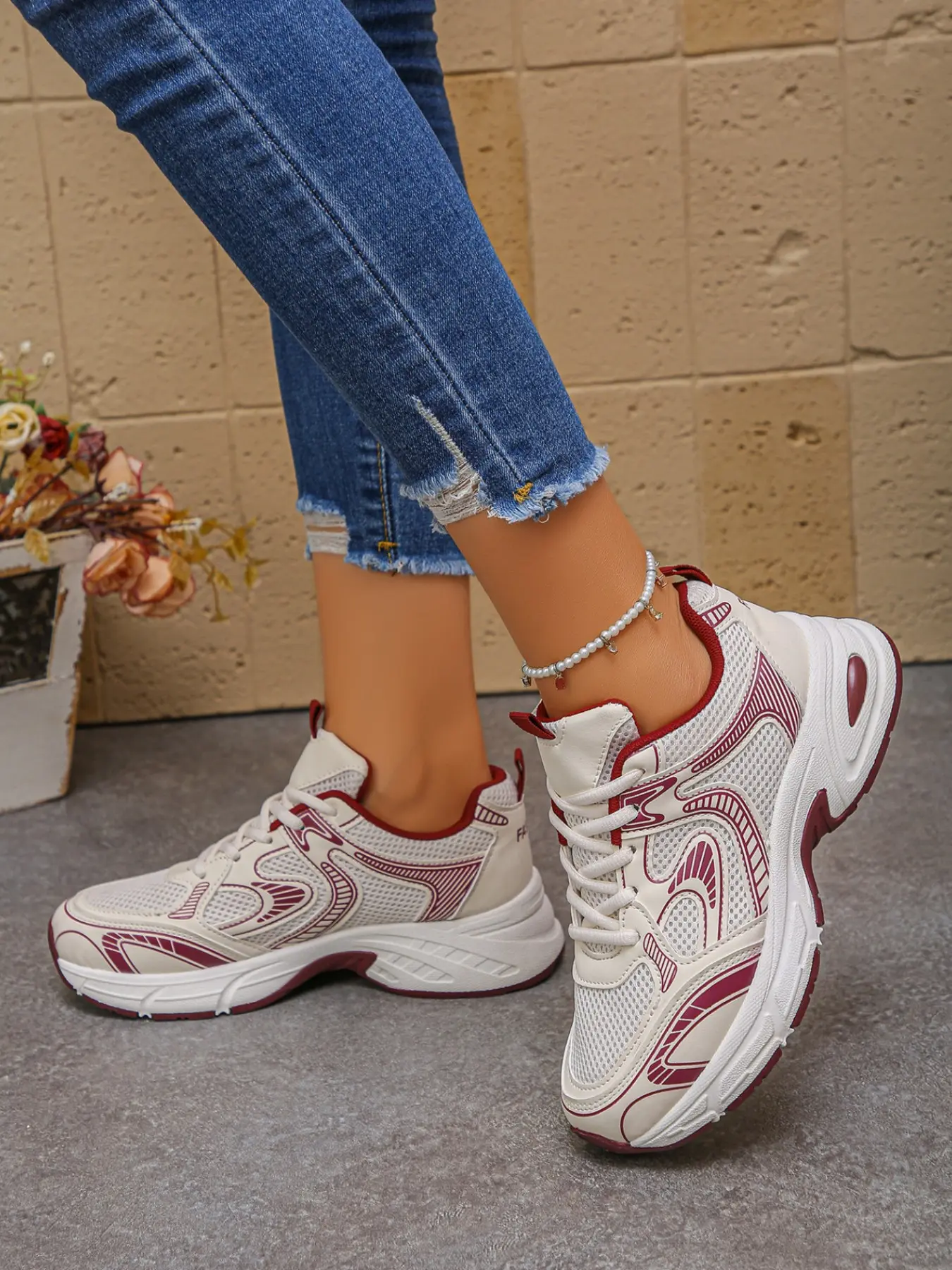 Women's Patchwork Sneakers, Breathable PU Leather, Sporty Style, Thick Sole, All Seasons, Ideal for Outdoor Activities, Trendy Footwear