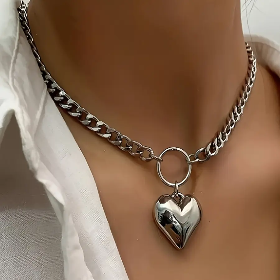 1pc Chunky Heart-Shaped Necklace, Love Heart Pendant Necklace, Punk Hip-Hop Chunky Cuban Chain Necklace, Jewelry Gift for Women and Girls