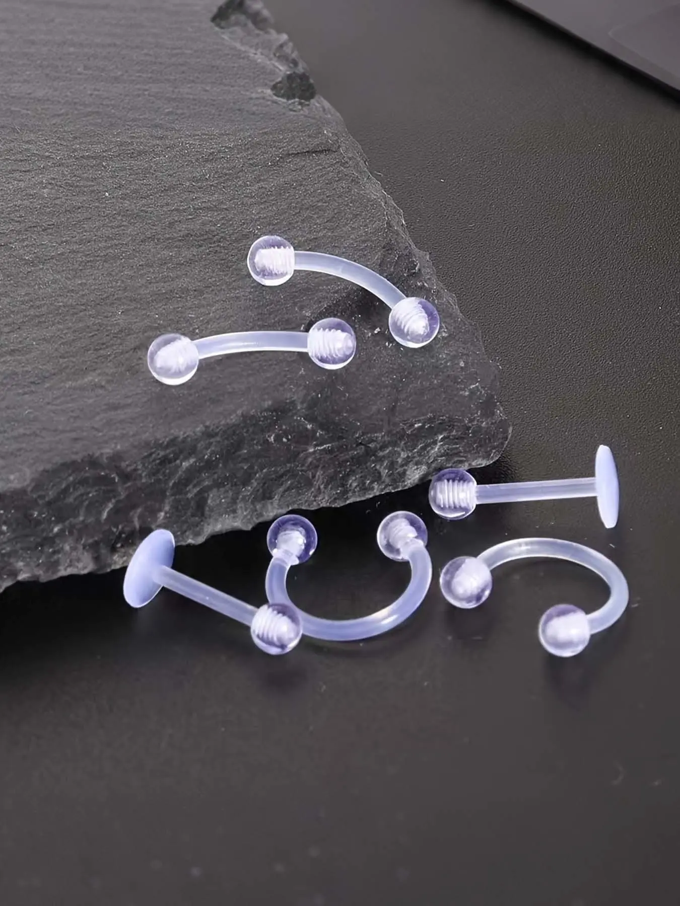 6pcs Piercing Kit Body Piercing Retainer Flexible Acrylic Helix Hoop Bioflex Nose Lip Stud Eyebrow Horseshoe Rings Can Be Used for Daily Wear and Gifts
