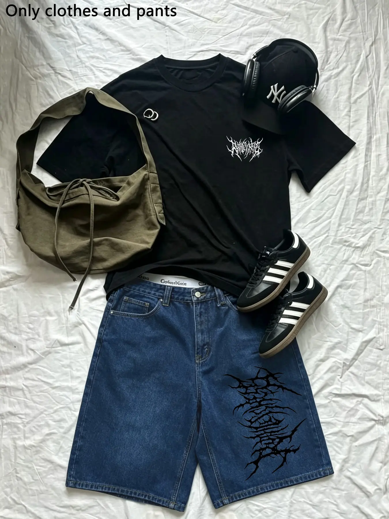 Two-Piece Men's Dark Gothic Print Short-Sleeved T-Shirt + Loose Denim Shorts, Punk Hip-Hop Summer Outfit,Casual Street Style for Everyday Wear.