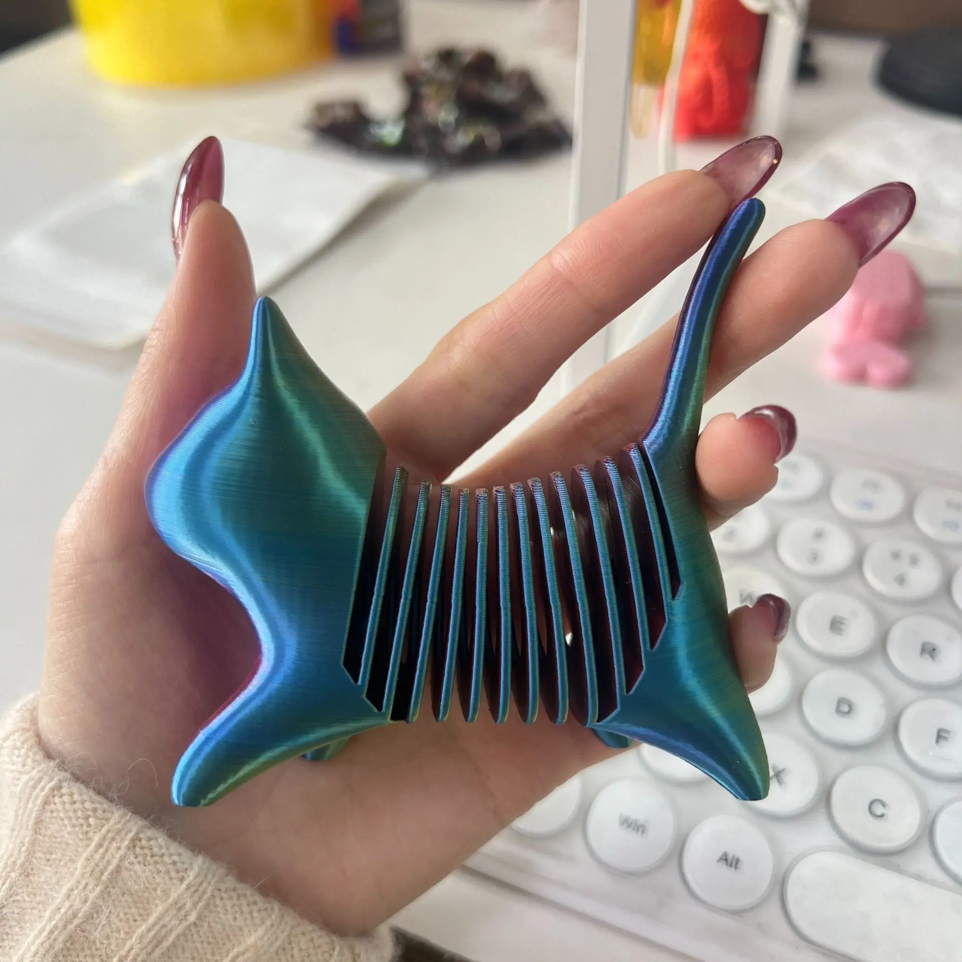 3D Printed Stretchy Spring Cat Figurine, Segmentable Stretching Swinging 3D Cat Model, Creative Desk Decor, Collectible Ornament