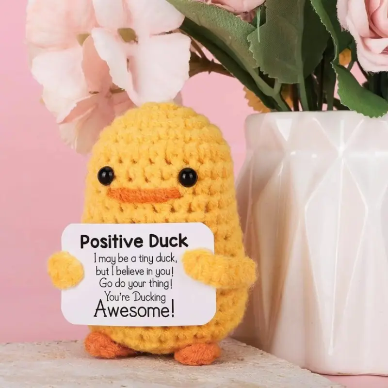Cute Knitted Duck with Positive Card, Handmade Crochet Doll, DIY Knitting Supplies, Gift for Mom, Stuffed Animal, Cuddly Doll Gift
