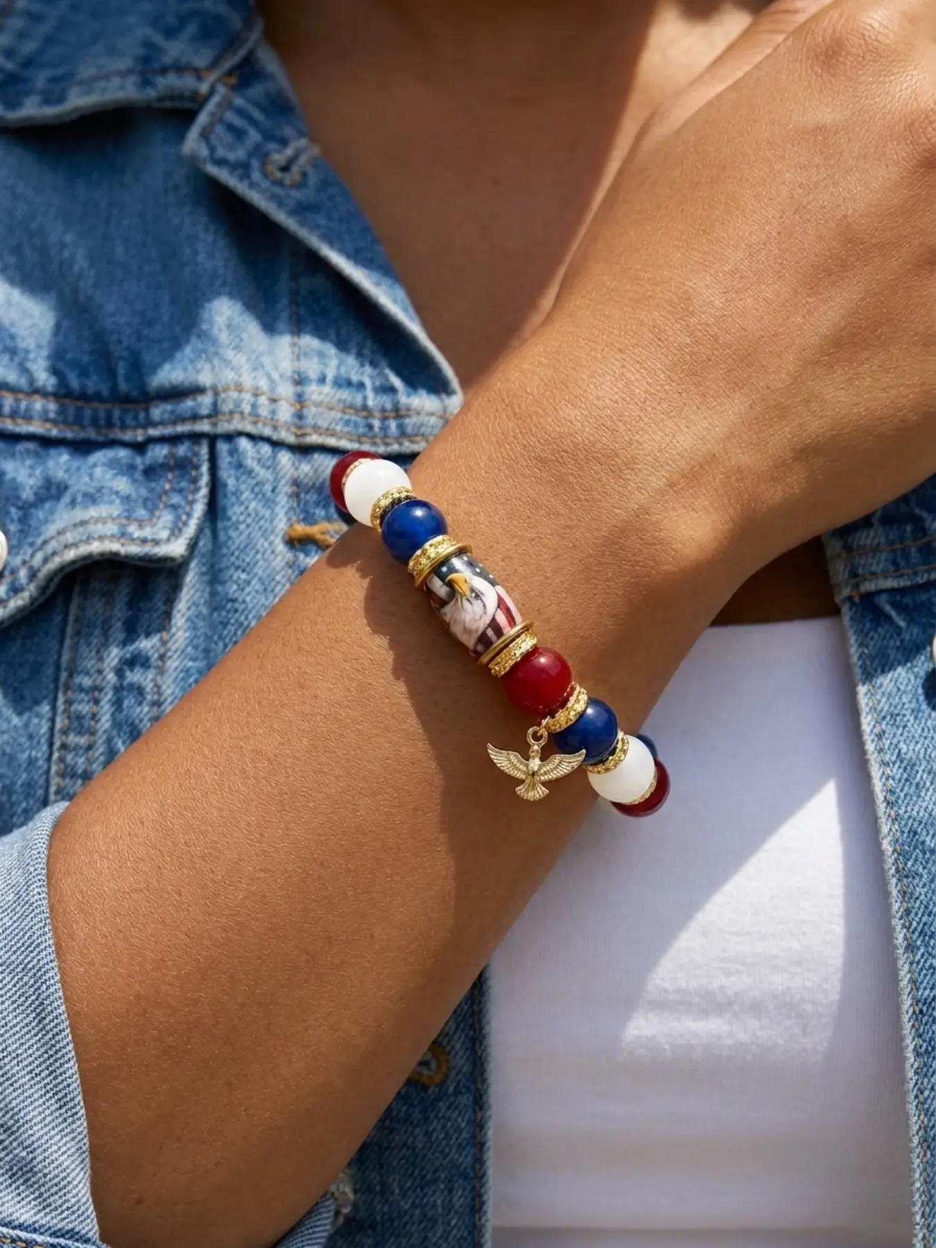 Blue Stone Beaded Bracelet, American Vintage Bald Eagle Pendant, Elastic Stretch Fit, Unisex Memorial Jewelry