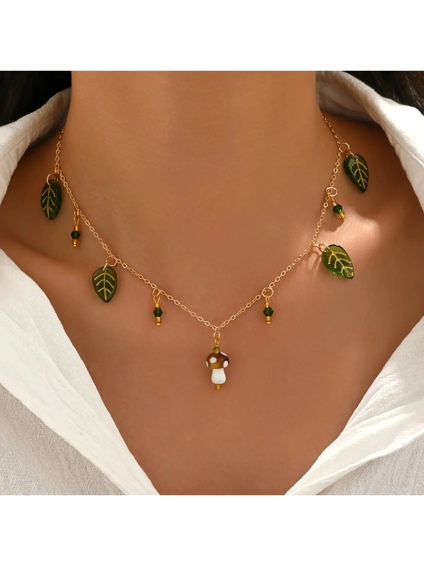 New Necklace: Fashionable, Versatile, Color-Blocked Christmas Tree and Reindeer Bell Pendant Necklace for Women