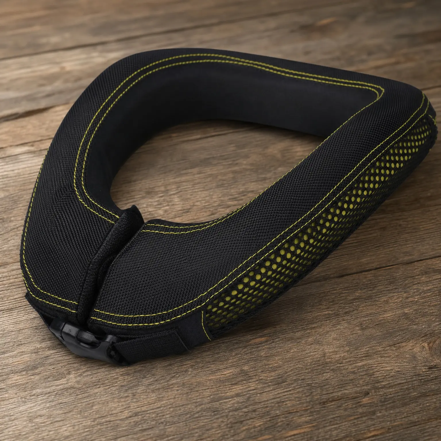 R2 Race Collar Youth Neck Support for Karting Motocross Off-Road, Impact-Absorbing Foam, Adjustable Closure, Washable Nylon Cover, Helmet/Chest Protector CompatibleGift