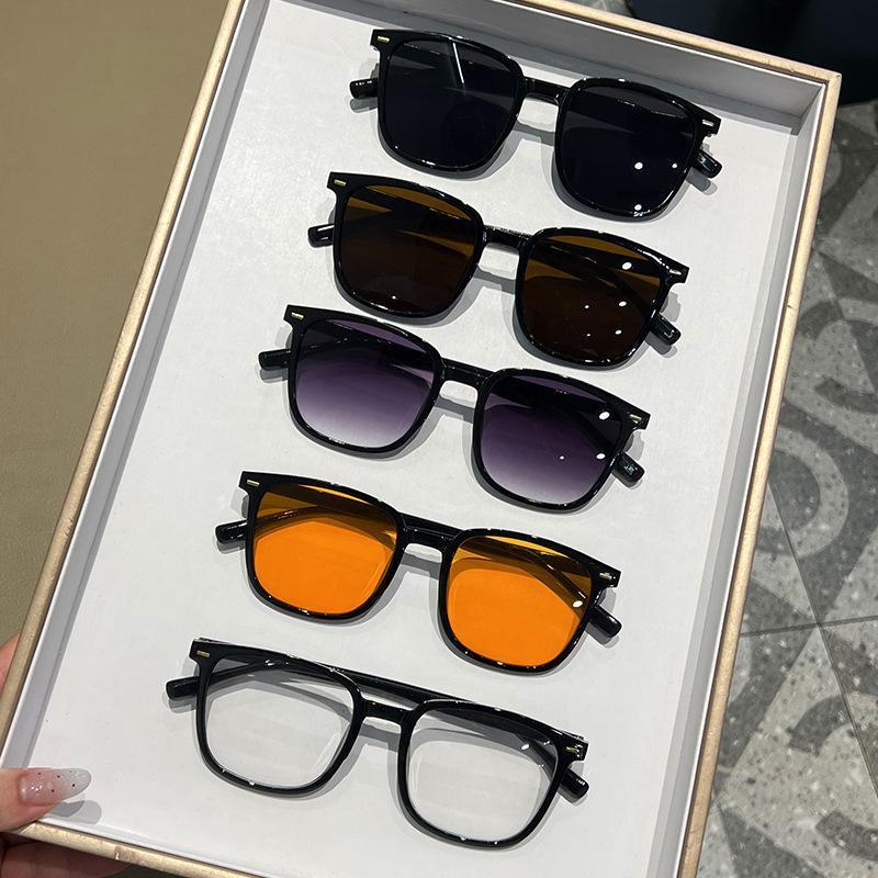 5-Pack Unisex Pilot Sunglasses, Large Square & Retro Oval Frames with Double Bridge Design, Colorful Transparent & Tortoiseshell UV400 Eyewear for Travel & Daily Casual Wear