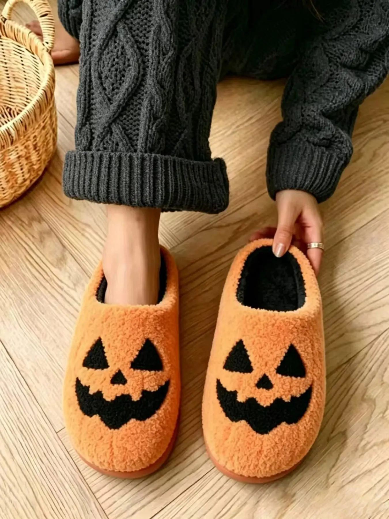 Women's Halloween Fall Winter Slippers, Warm Comfortable Thick Sole Shoes, Indoor Cartoon Pattern, Casual Textile Upper, Medium Width