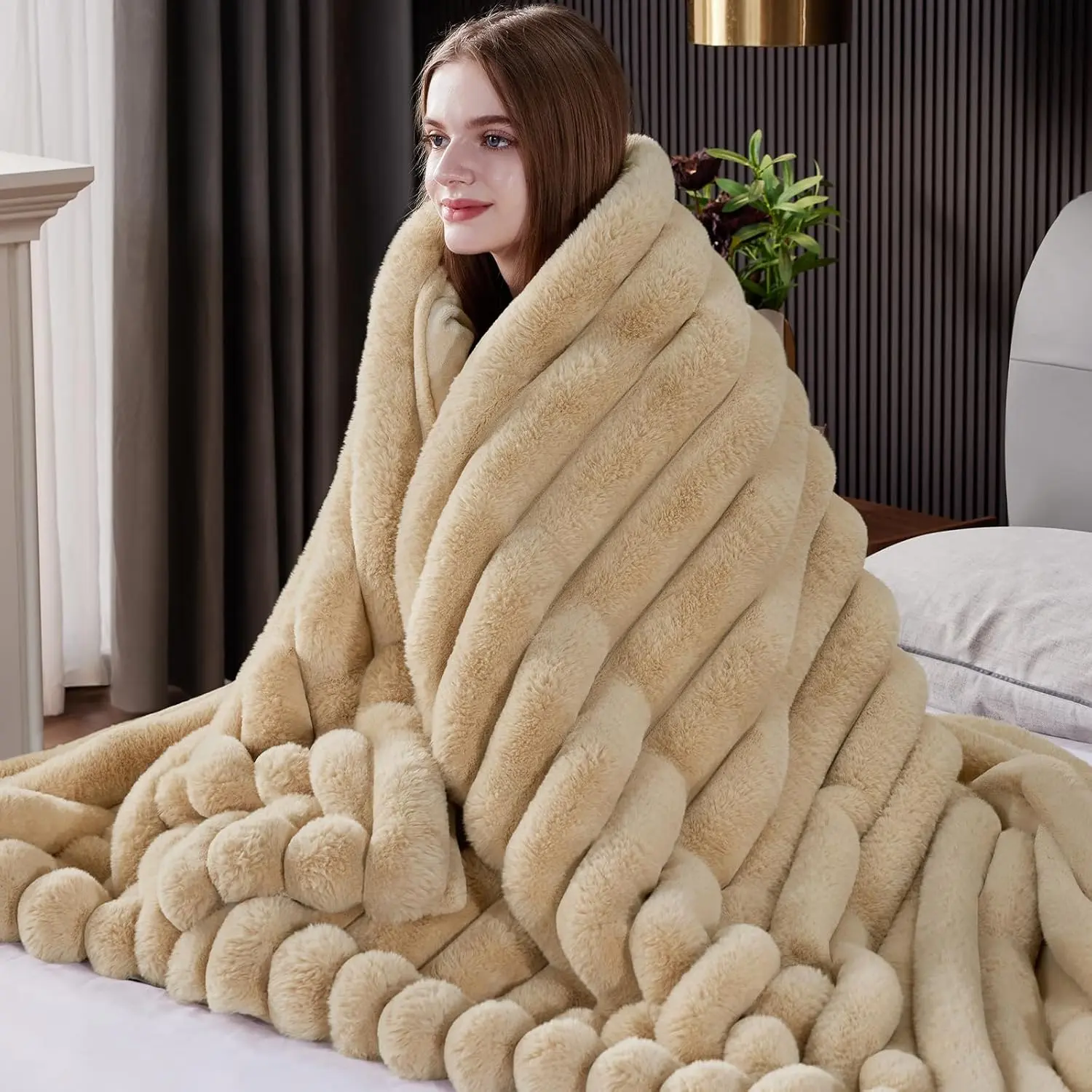 Faux  Throw Blanket, Thick 1000GSM  Cozy Throw Blankets for Bed, Luxury Plush Striped Warm Soft Blanket for Couch LivingRoom  Decor & Gifts(50"x 70", Beige)