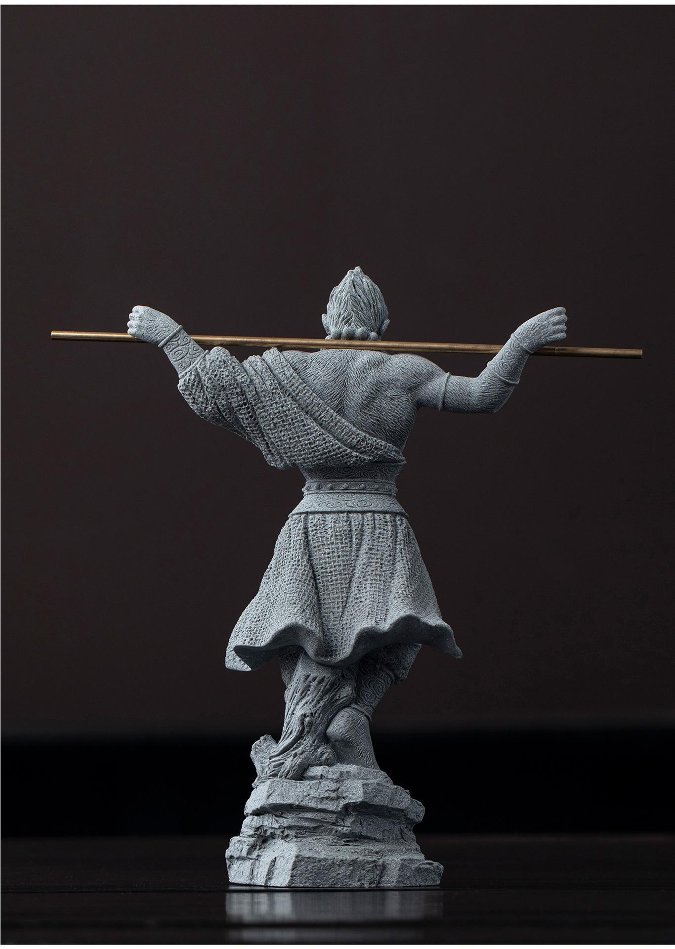 Chinese-style decorative figurine of the Buddha's opponent, the Great Sage Sun Wukong, for home entrance, tabletop decoration, and aquarium landscaping