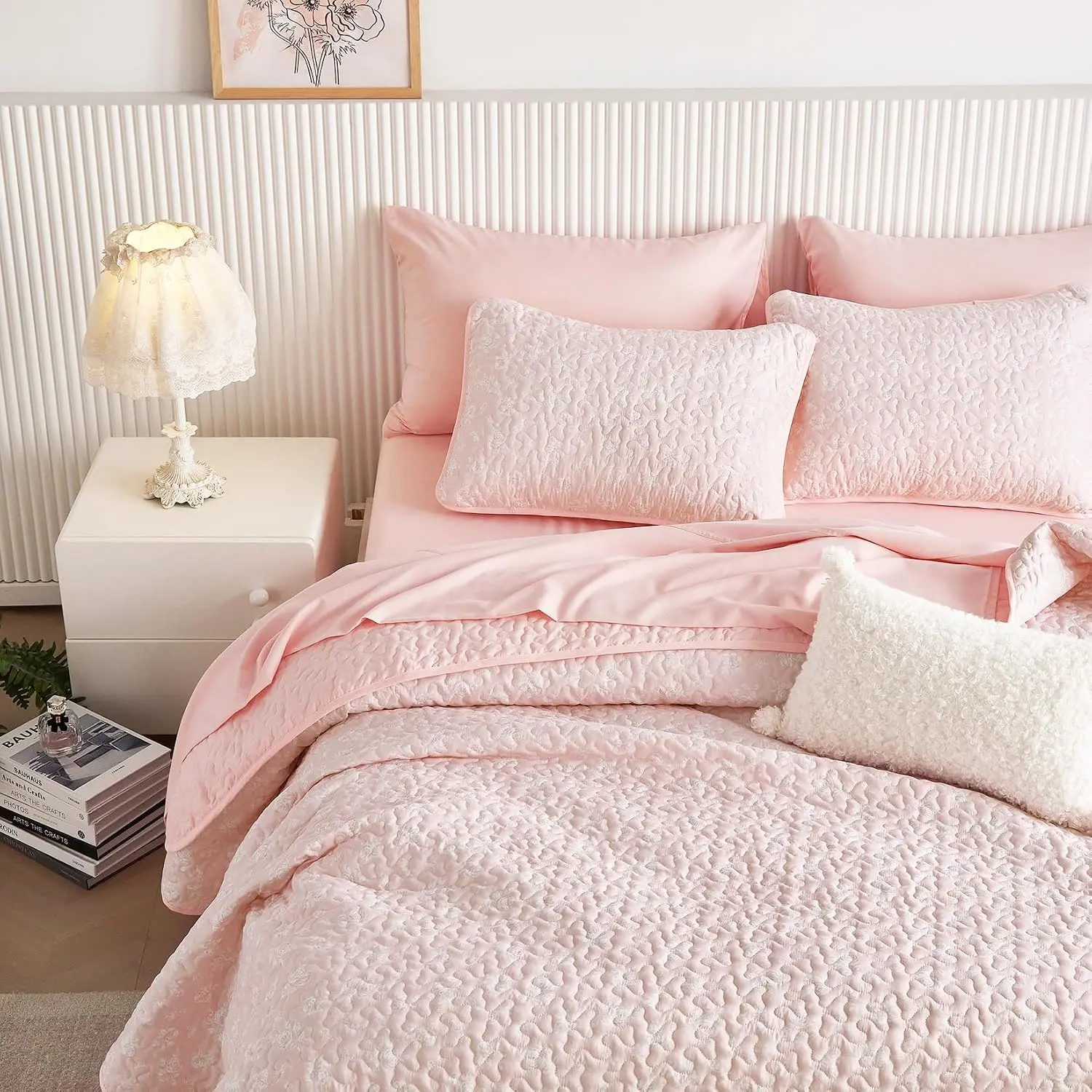 3-Piece Polyester Quilted Bedding Set - Light Pink Queen/Full Size Reversible Lightweight Coverlet, Floral Coquette Cottagecore Pattern Home Accessory for Teen Girls, Bedroom Decor, 3 Pieces
