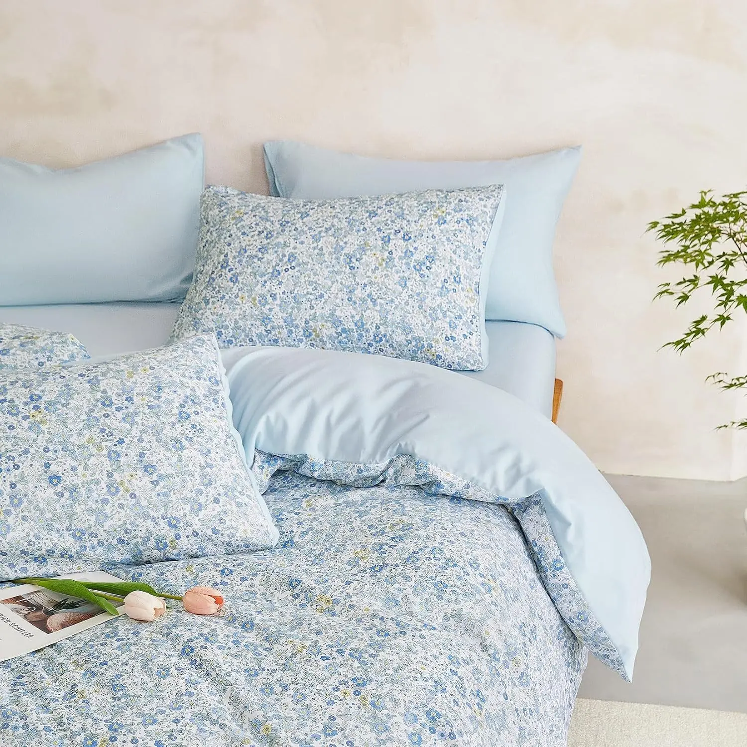Floral Comforter Set with Sheets, Cute Vintage Flower Cottagecore Aesthetic for Women Teen Girls, 7 Pieces Bed in a Bag, Light Blue, Full Size
