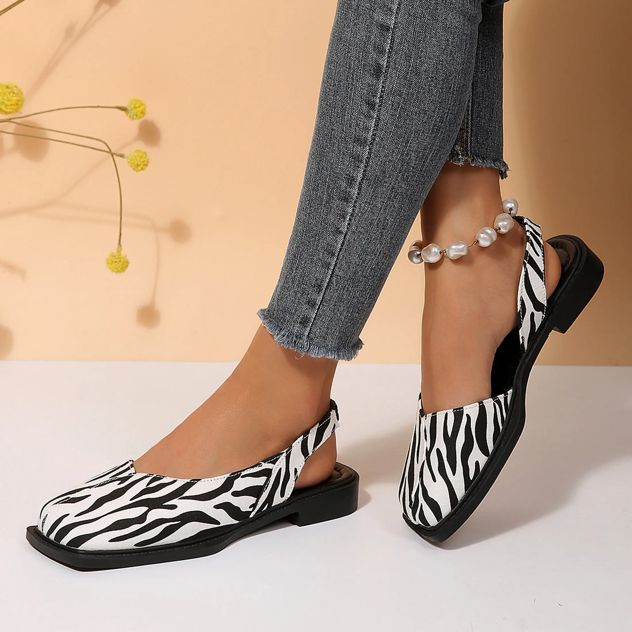 Women's Versatile Beige Slingback Flats Square Toe Sandals for Jeans & Dresses