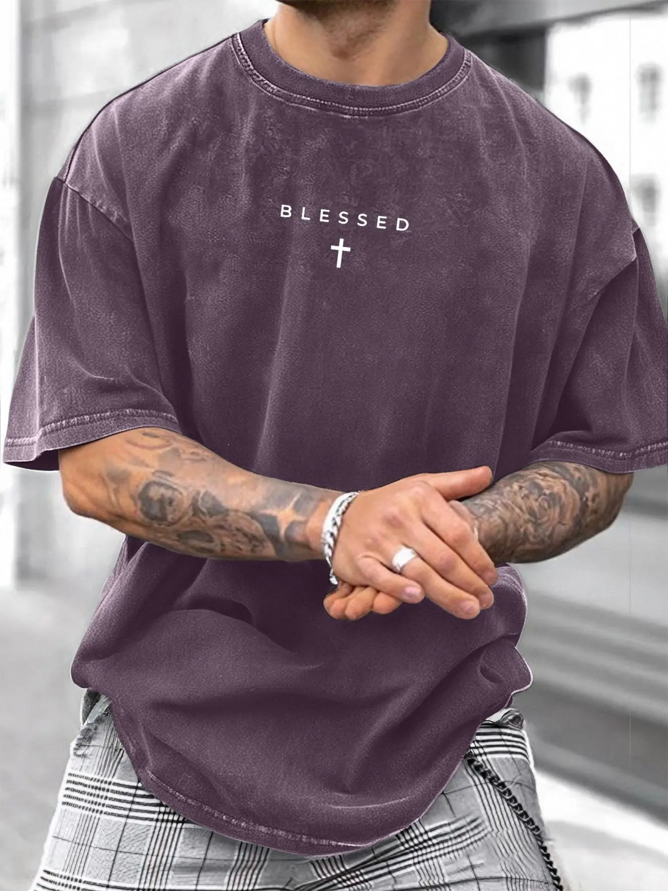Men's Cross & Letter Print Round Neck Tee, Casual Street Short Sleeve T-shirt for Summer, Men's Top for Daily Wear