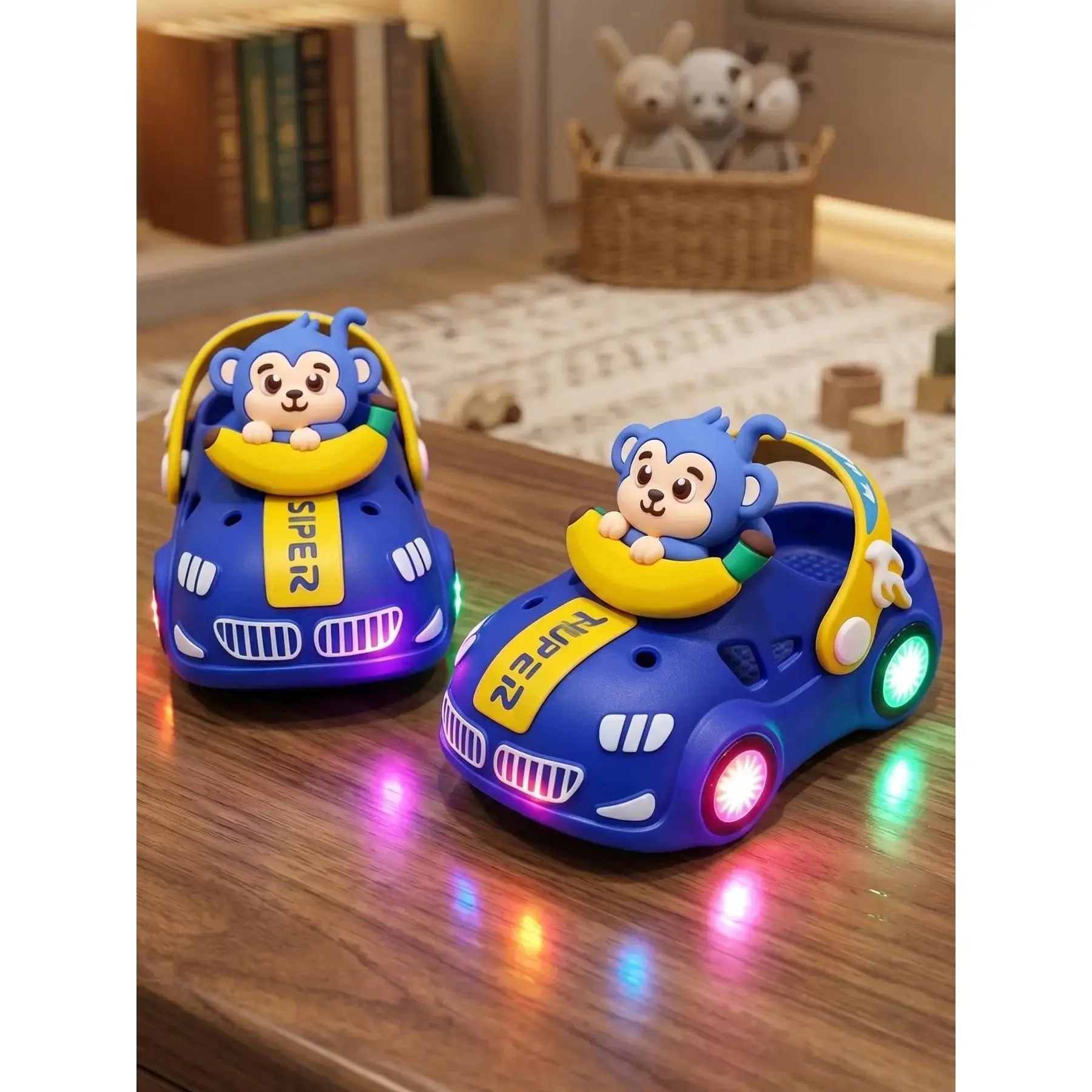 Summer Shiny Banana Monkey Holes Slippers, Unisex Soft Sole Anti-Slip Toe Protector Sandals, Cute Cartoon Style Footwear