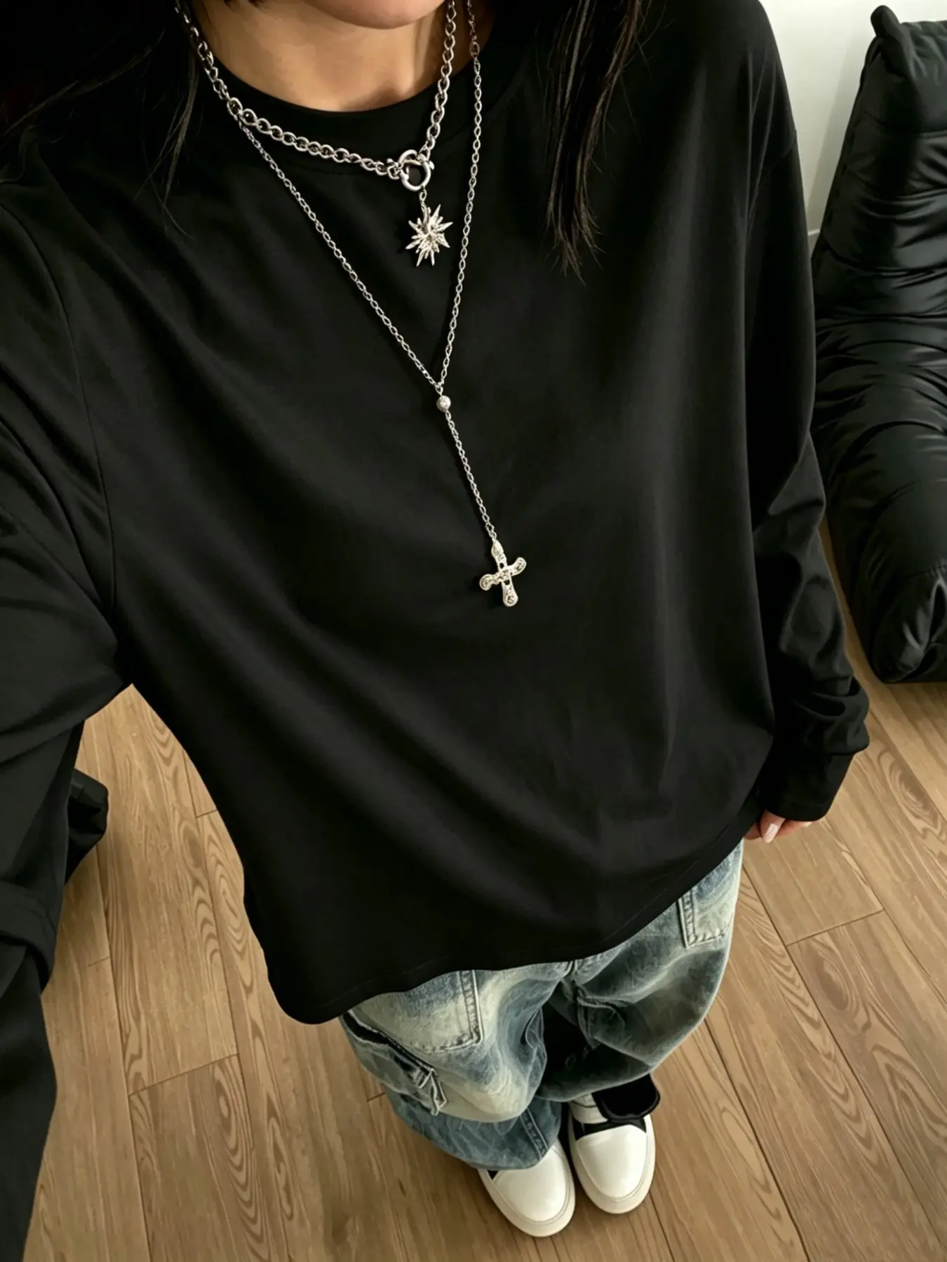 Unisex Crew Neck Long Sleeve T-Shirt, Oversized Loose Solid animal print Layering Tee, Y2K Grunge Plain Top, Soft Breathable Casual Blouse, Basic, Streetwear Campus Skate Daily Wear, Essential Shirts for Men Women, Black White Undershirt