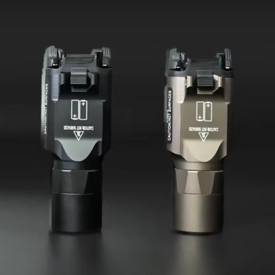 Handheld flashlight LED 1000 lumens white portable camping flashlight, Hanging suitable for outdoor hiking and family emergency situations and outdoor adventures, universal guide rail