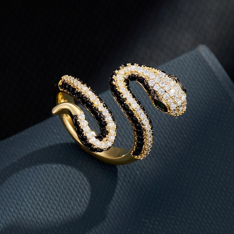 Wrapped Snake-Shaped Ring Full of Diamonds Paired with Other Gemstones Suitable for Both Men and Women to Wear